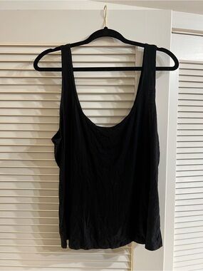 Forever 21 Black Scoop Neck Tank Top